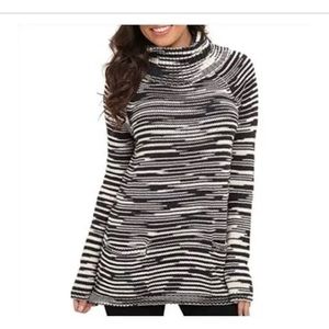 Lucky Brand Black White Cowl Turtle Neck Long Sleeve Pockets Pullover Sweater M